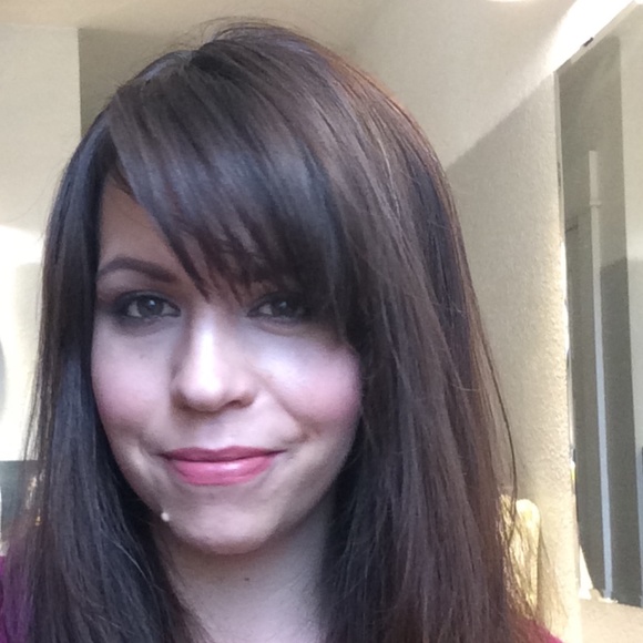 Meet your Posher, Jolene - Picture 1 of 1